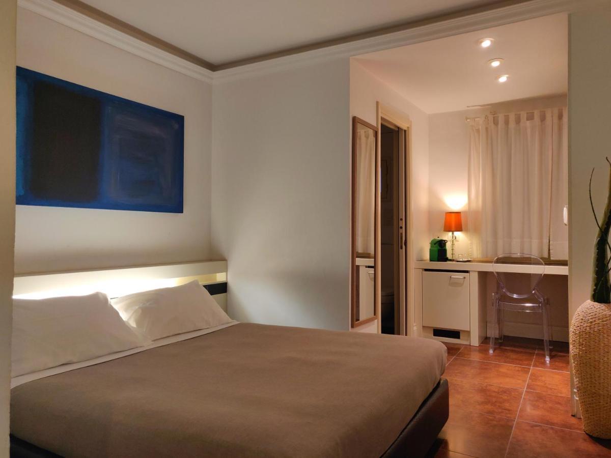 Best Season Reggio di Calabria Kamer foto